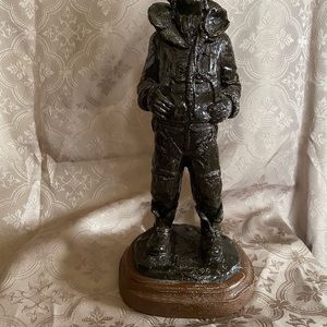 Sculpter Micheal Garman Bronze Parachuter